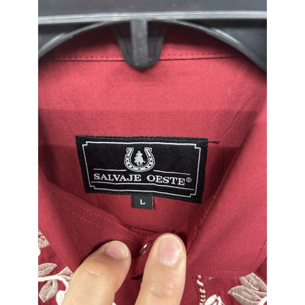 Salvaje Oeste Men's Large Red/Silver Western Cotton Blend Shirt (C9) - Picture 2 of 7
